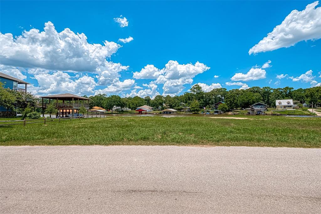 70 Cypress Bend