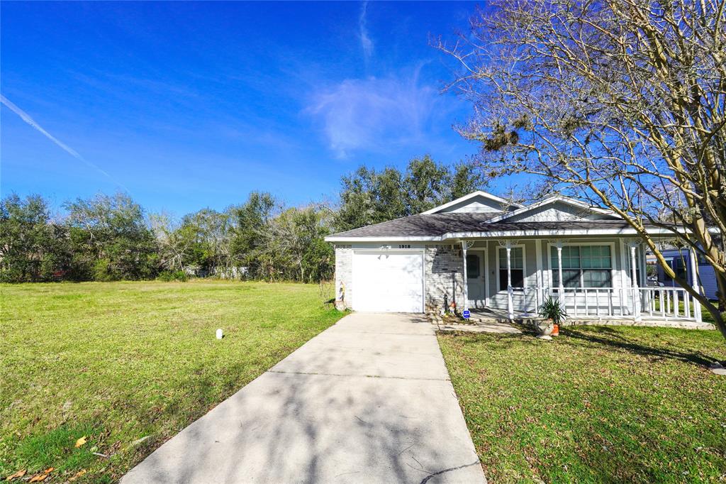 1918 Colonial St Street, La Marque, Texas image 12