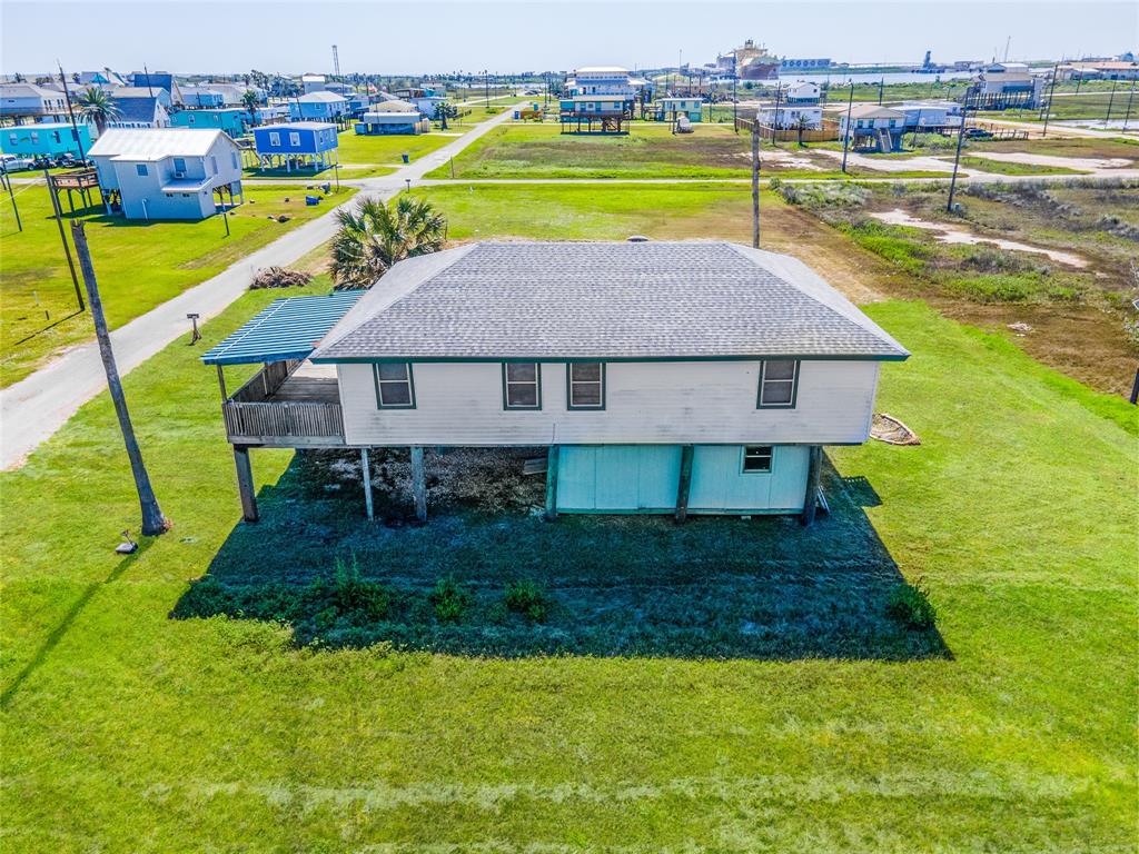 910 Monument Drive, Surfside Beach, Texas image 4