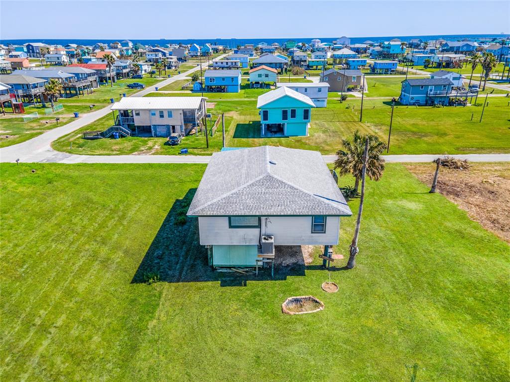 910 Monument Drive, Surfside Beach, Texas image 6