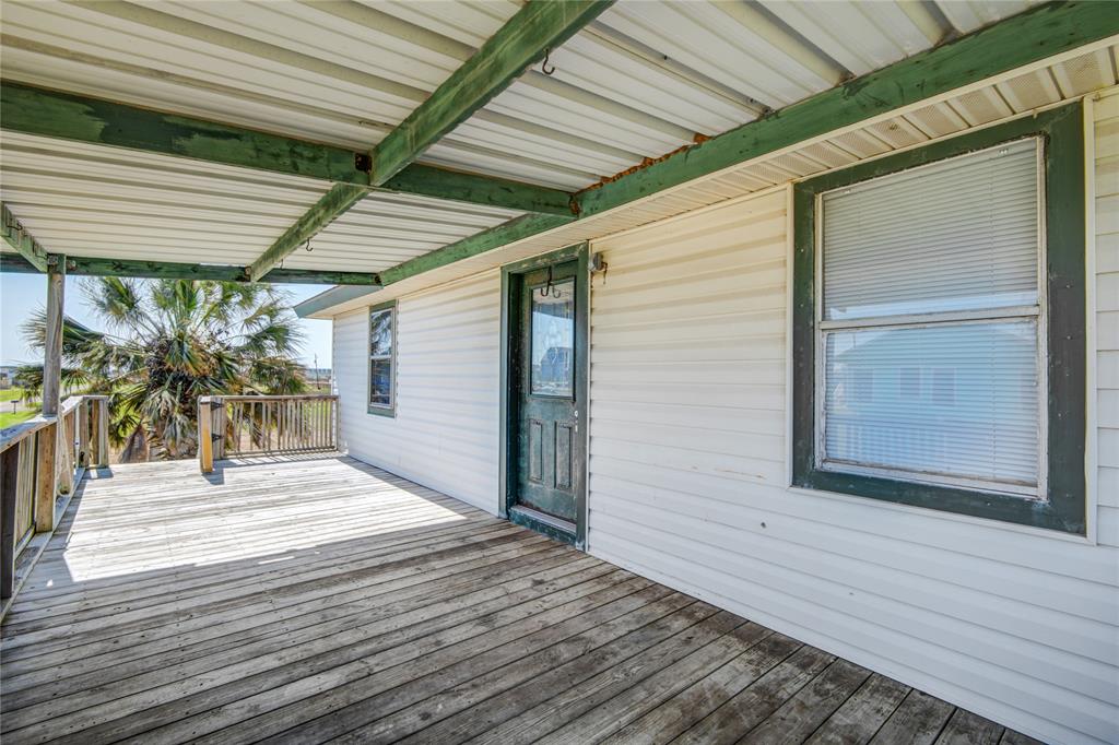 910 Monument Drive, Surfside Beach, Texas image 22