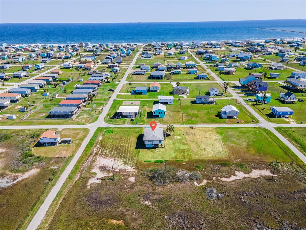 910 Monument Drive, Surfside Beach, Texas image 8