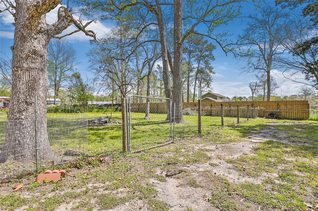 305 Cherry Creek Road, Dayton, Texas image 8
