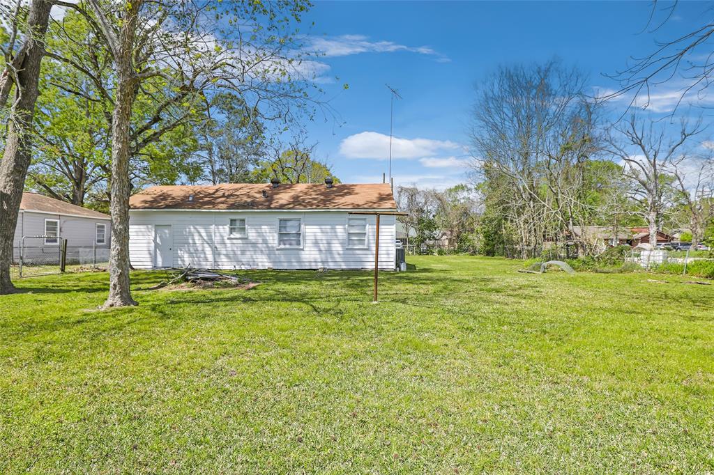 305 Cherry Creek Road, Dayton, Texas image 6