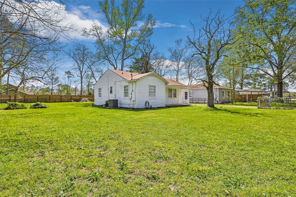 305 Cherry Creek Road, Dayton, Texas image 4
