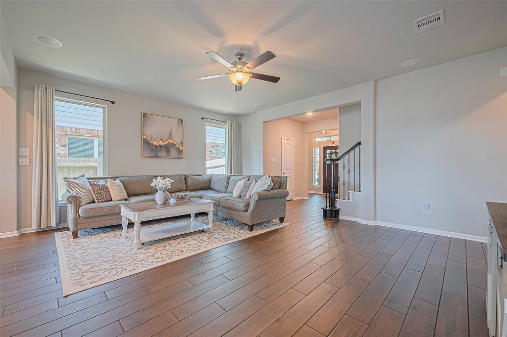 5230 Ivory Glass Drive, Katy, Texas image 6