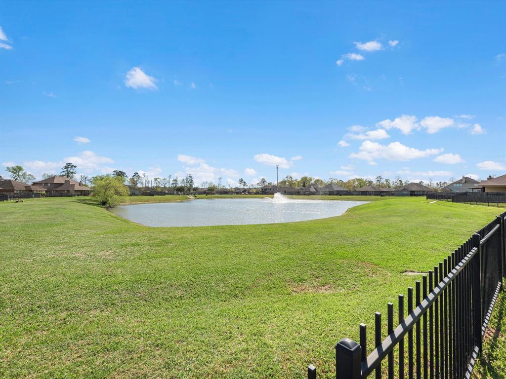 2211 Fawn Bridge Lane, Crosby, Texas image 27