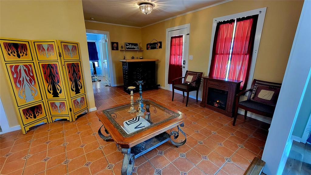 308 S 6th Street, Rockport, Texas image 5