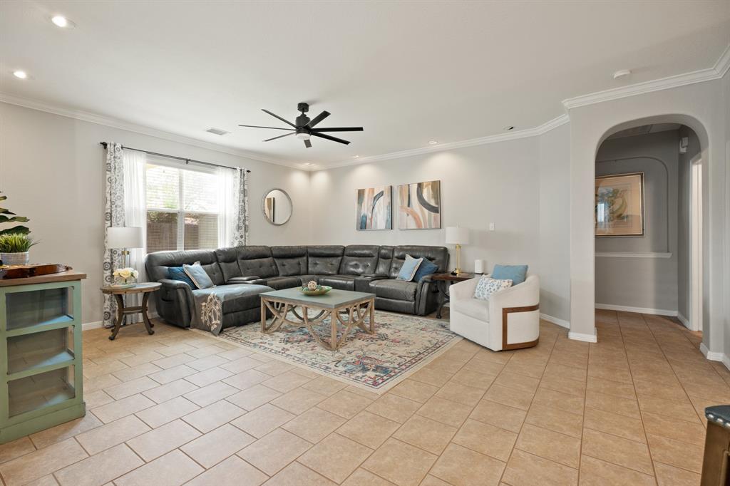 424 Drake Lane, League City, Texas image 9