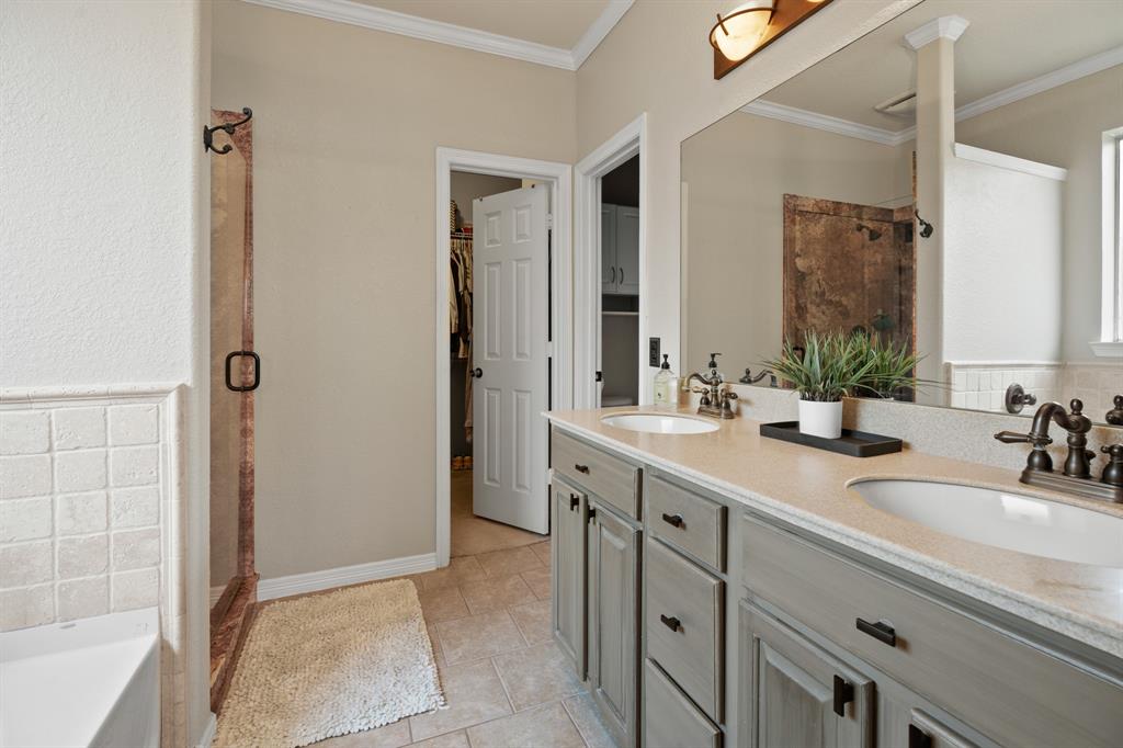 424 Drake Lane, League City, Texas image 13