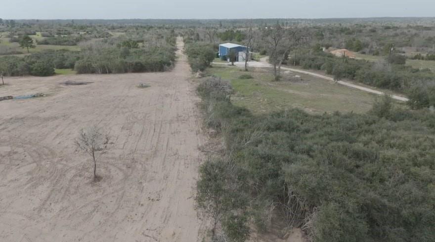 143 County Road 7866, Devine, Texas image 2