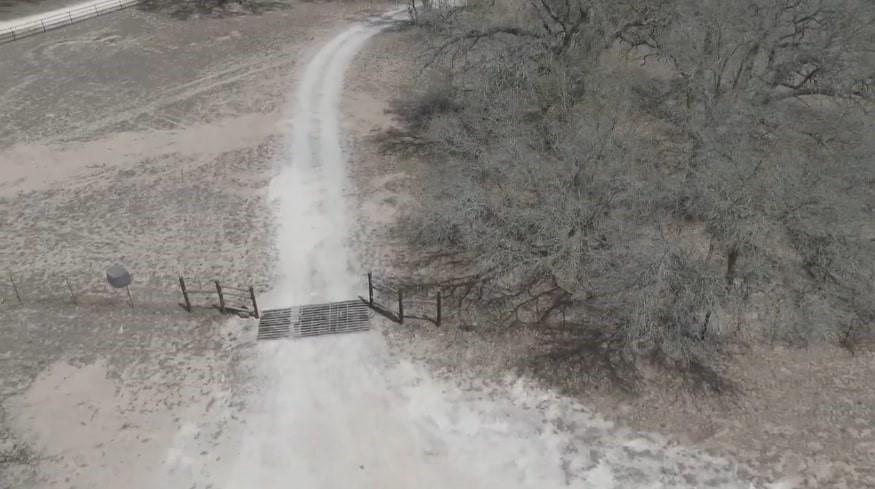 143 County Road 7866, Devine, Texas image 15