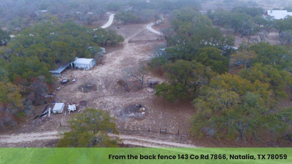 143 County Road 7866, Devine, Texas image 6