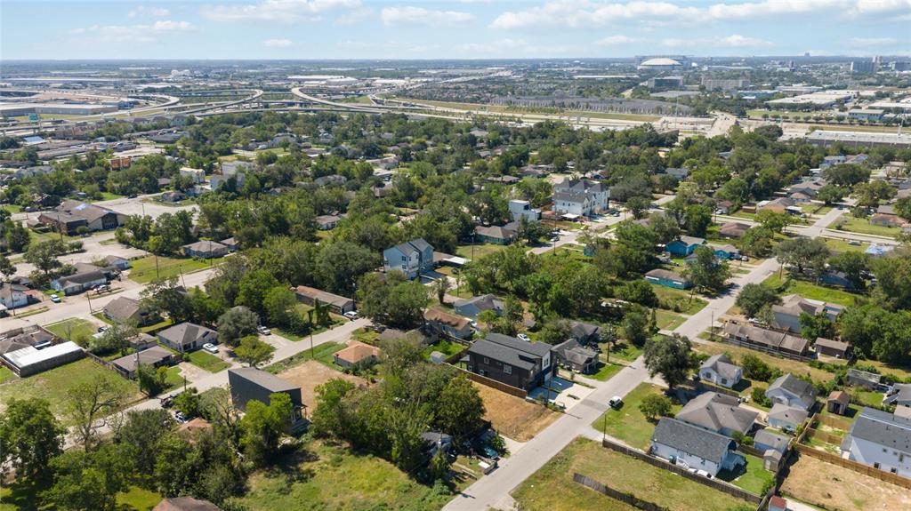 3560 Seabrook Street, Houston, Texas image 10