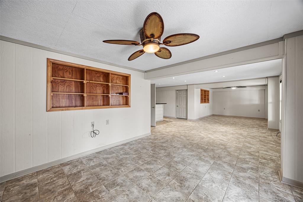 843 Marlin Street, Hitchcock, Texas image 27