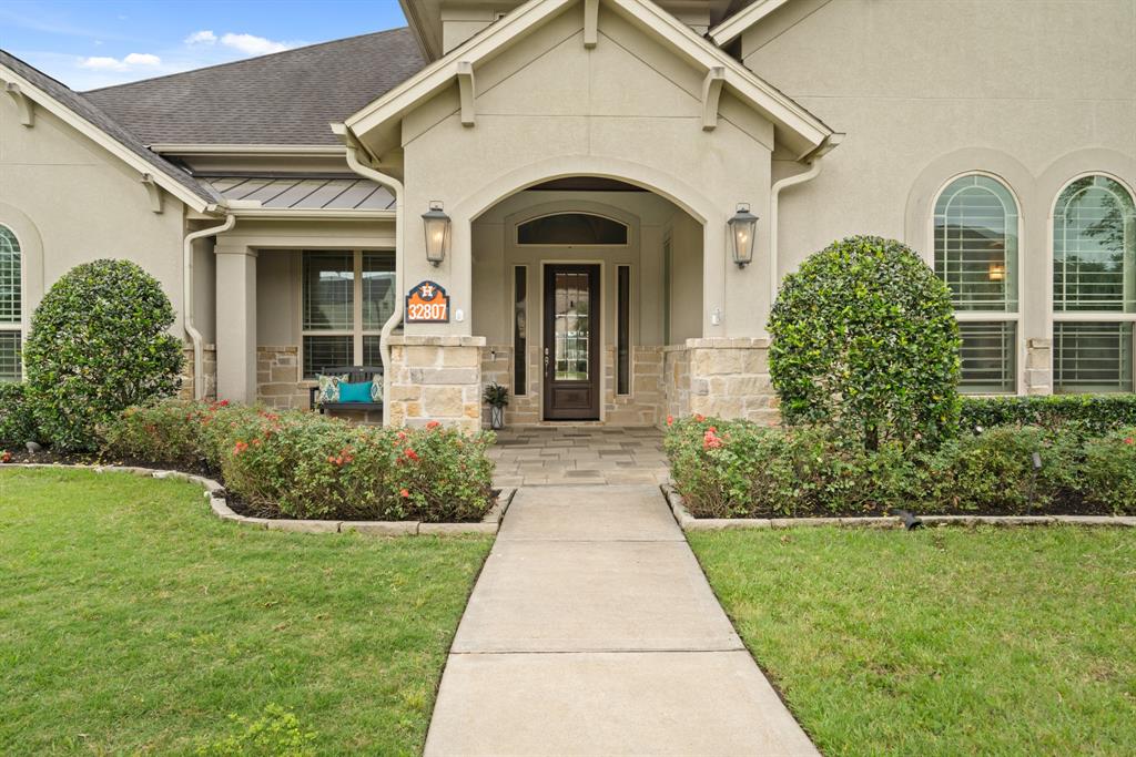 32807 Winslow Drive, Fulshear, Texas image 6