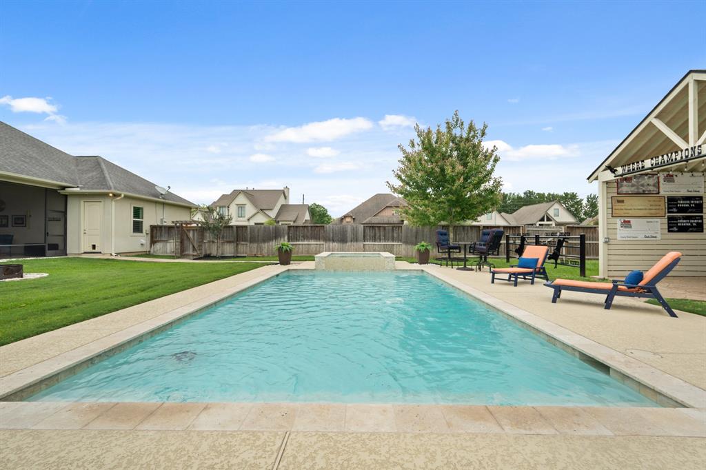 32807 Winslow Drive, Fulshear, Texas image 41