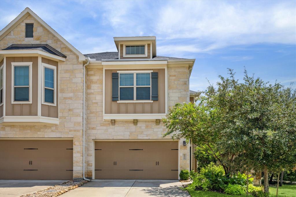 Photo 3 of 17 of 5571 Purple Meadow Lane townhome