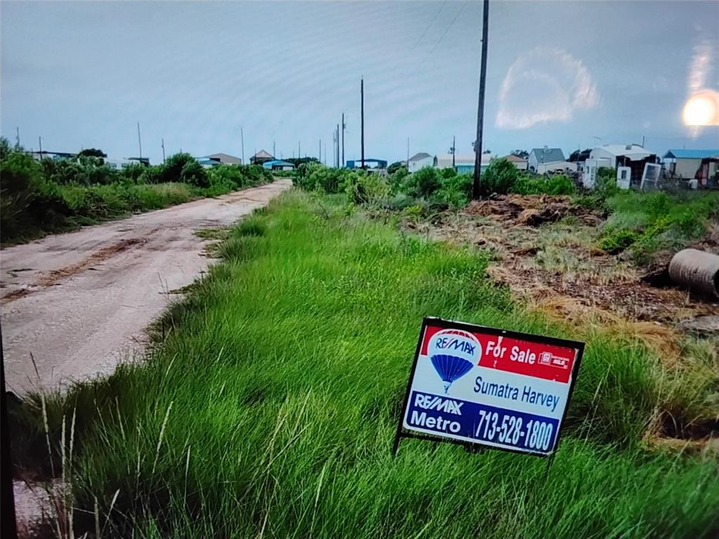 355 Mariposa Street, Sargent, Texas image 3