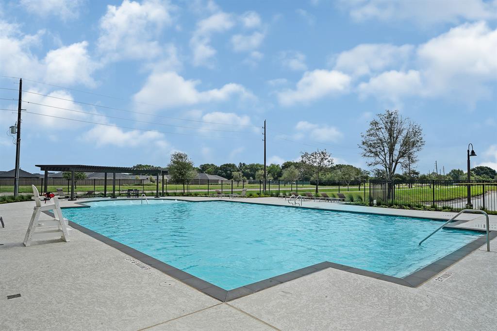 5030 Balcolm Drive, Fresno, Texas image 38