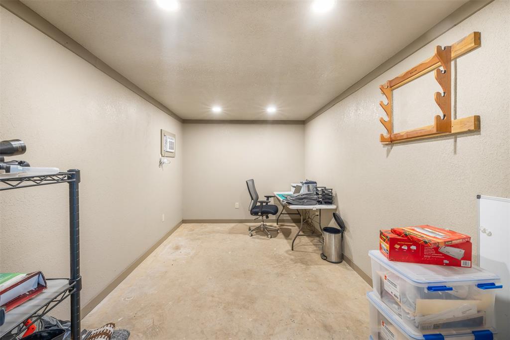 9110 Cr 362, Caldwell, Texas image 29