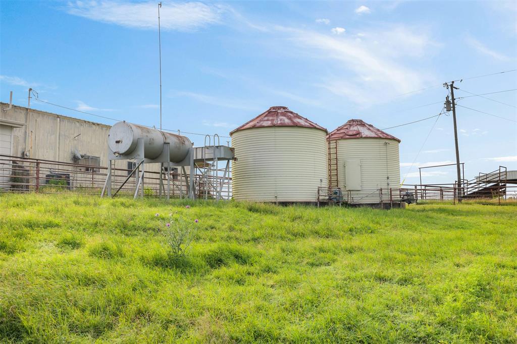 9110 Cr 362, Caldwell, Texas image 23