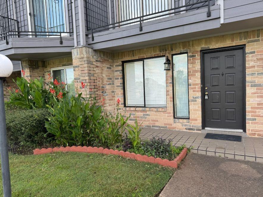 Photo 3 of 25 of 1716 Good Day Drive condo