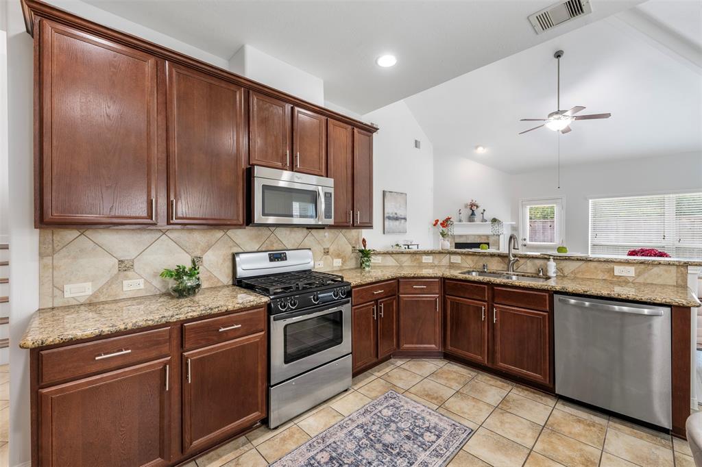 2918 Palm Harbour Drive Dr, Missouri City, Texas image 11