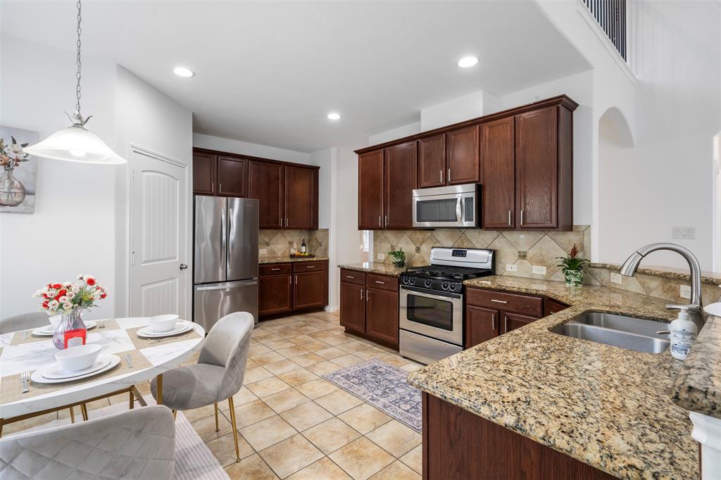 2918 Palm Harbour Drive Dr, Missouri City, Texas image 10