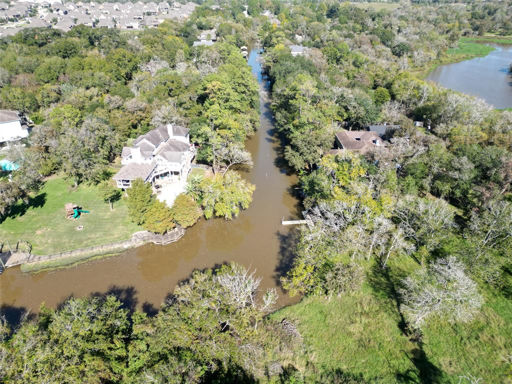 Bryant Lane, League City, Texas image 6