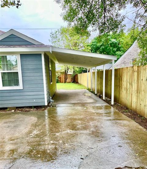 A home in Galena Park