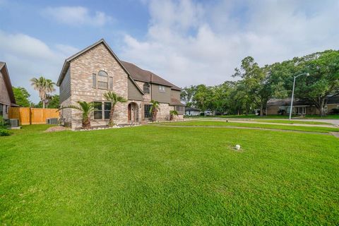 A home in League City