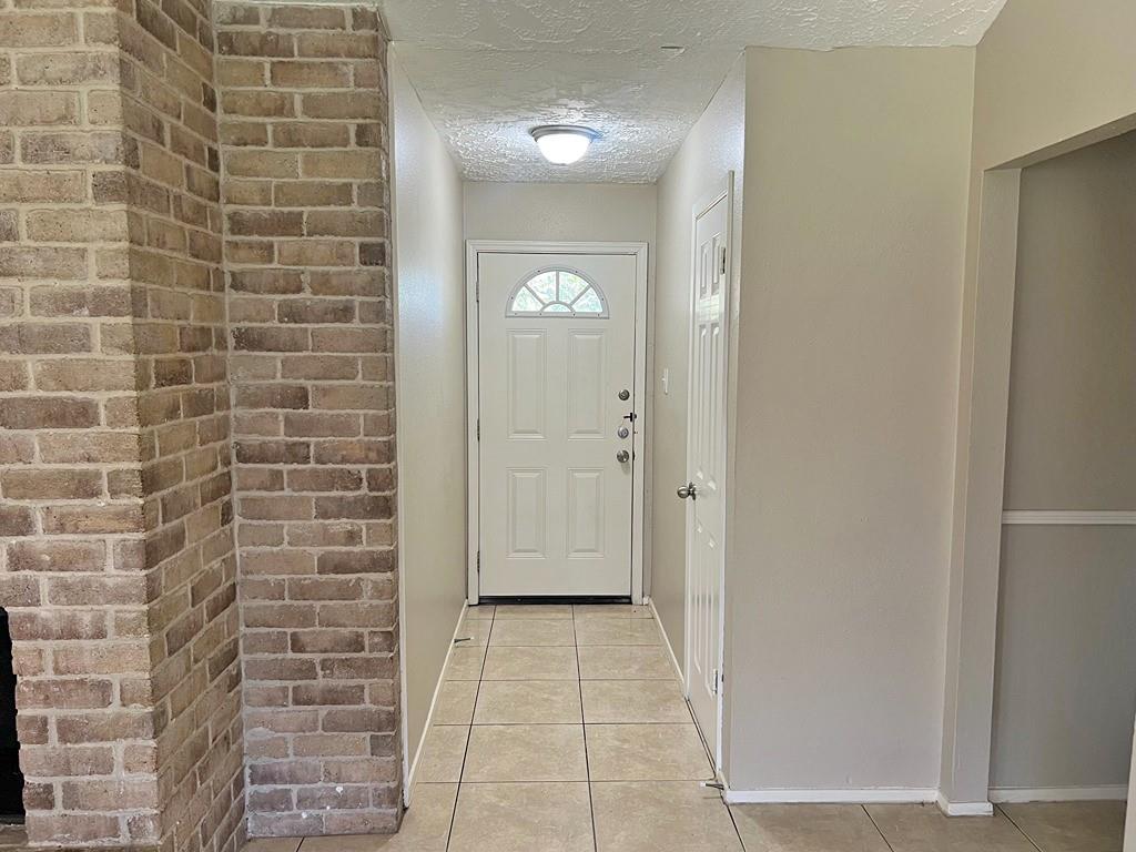 20114 Cottonglade Lane, Humble, Texas image 2