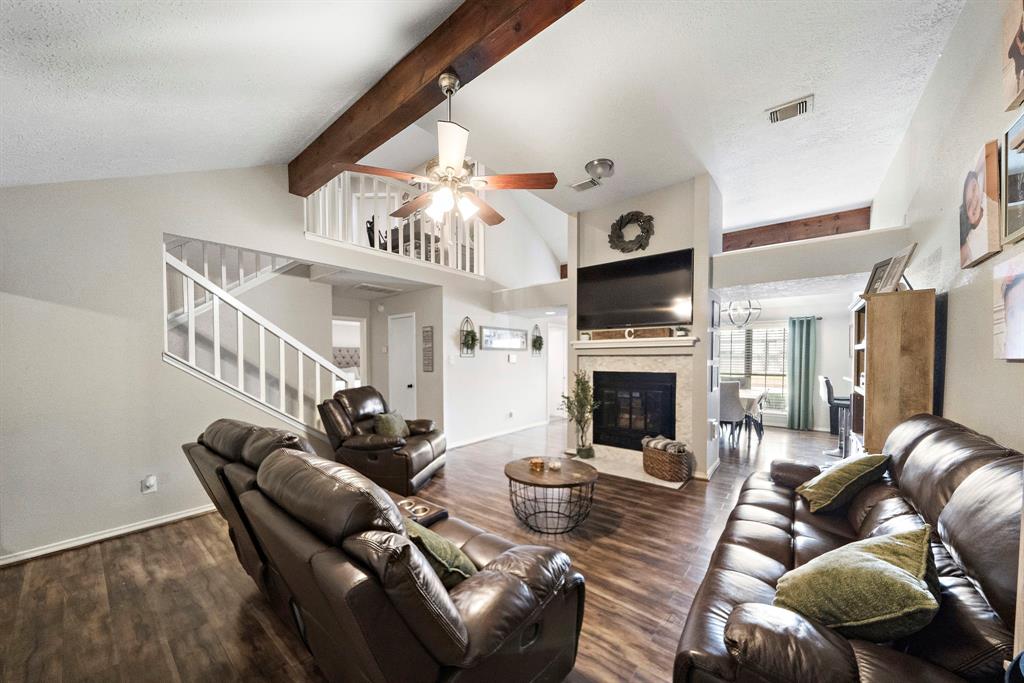 3808 Cottonwood Drive, La Porte, Texas image 7