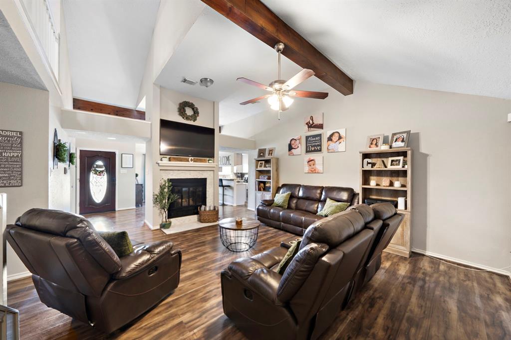 3808 Cottonwood Drive