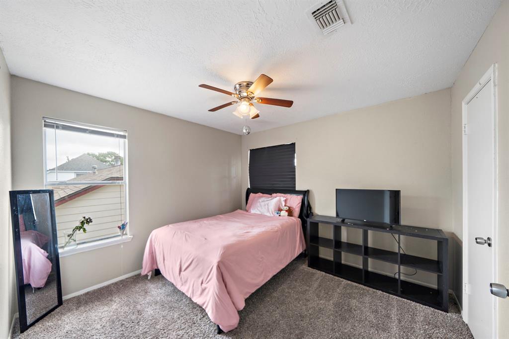 3808 Cottonwood Drive, La Porte, Texas image 29