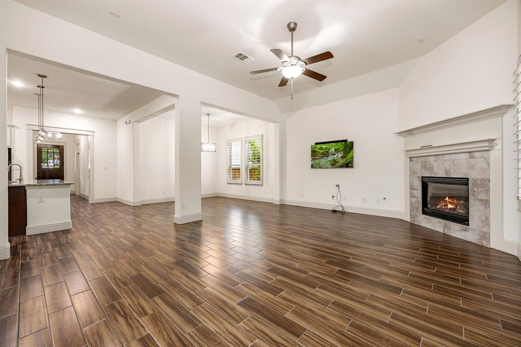 126 Silverwolf Cove Place