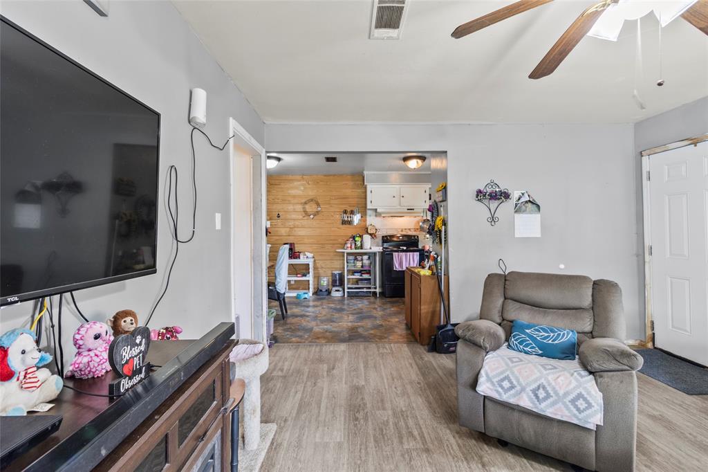 7135 Click Drive, Beaumont, Texas image 6