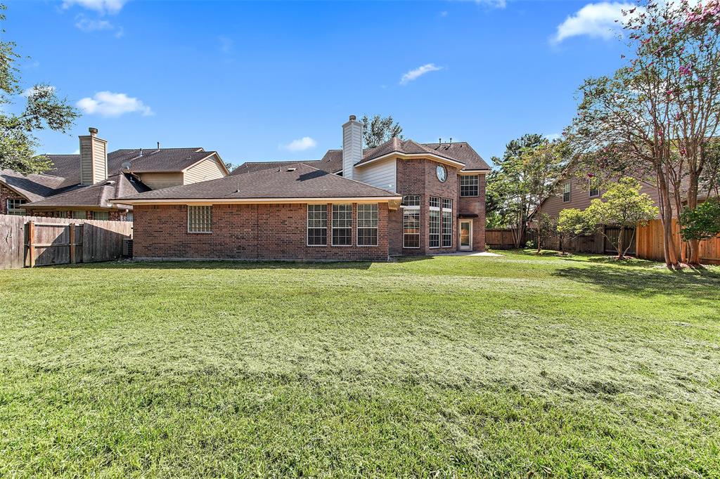 2314 Lochmere Way, Kingwood, Texas image 36