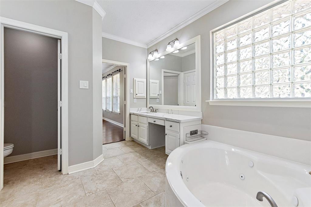 2314 Lochmere Way, Kingwood, Texas image 25