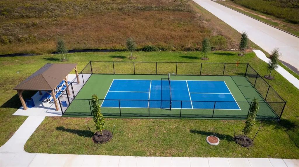 1323 Secret Grove Trail, Tomball, Texas image 32