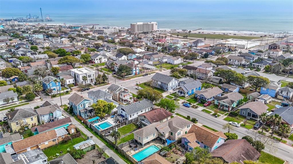 3520 Avenue R, Galveston, Texas image 4