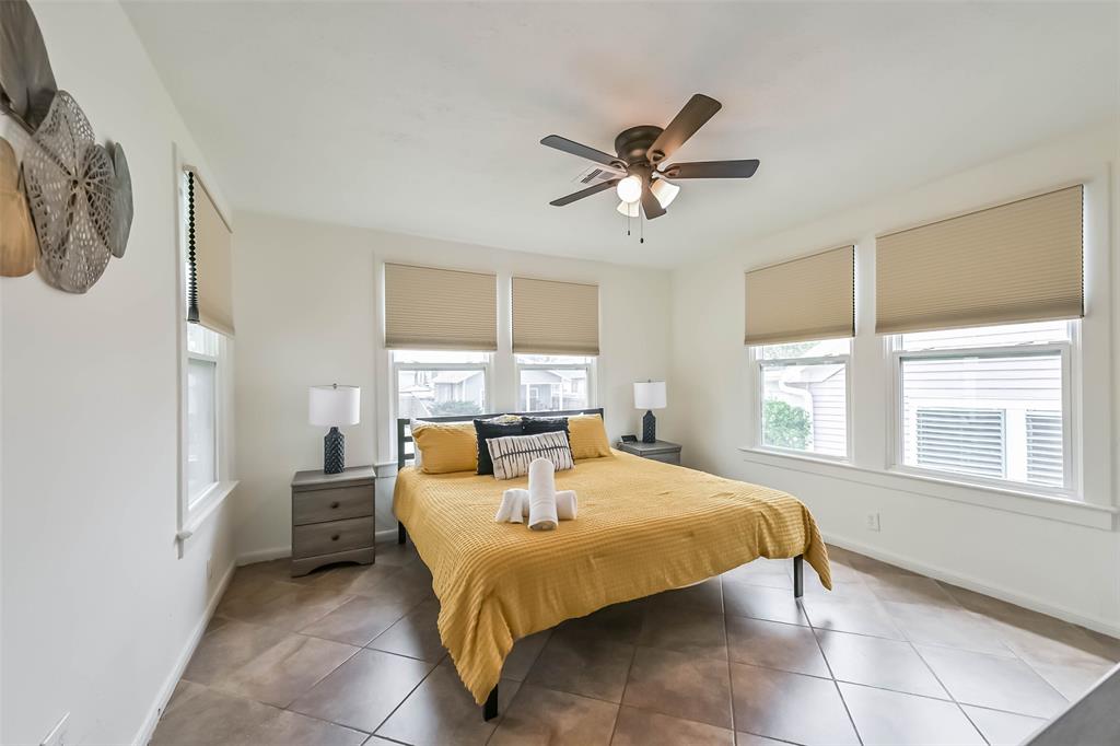 3520 Avenue R, Galveston, Texas image 30