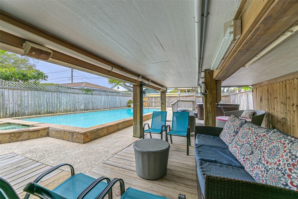3520 Avenue R, Galveston, Texas image 37