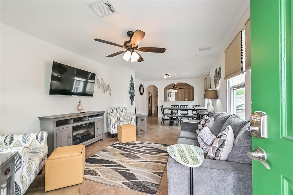 3520 Avenue R, Galveston, Texas image 9