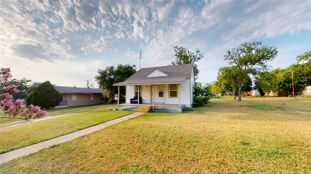 555 W Hempstead St, Giddings, Texas image 19