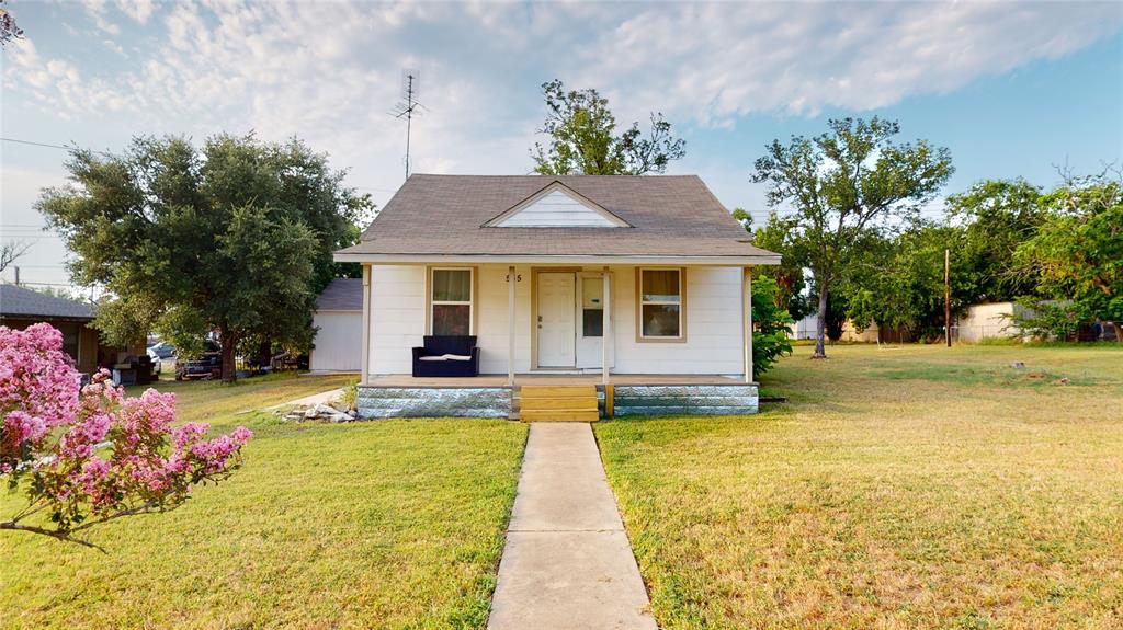 555 W Hempstead St, Giddings, Texas image 17