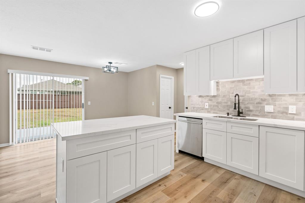 19222 Wading River Drive, Tomball, Texas image 15