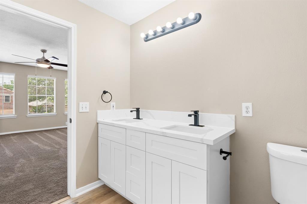 19222 Wading River Drive, Tomball, Texas image 23