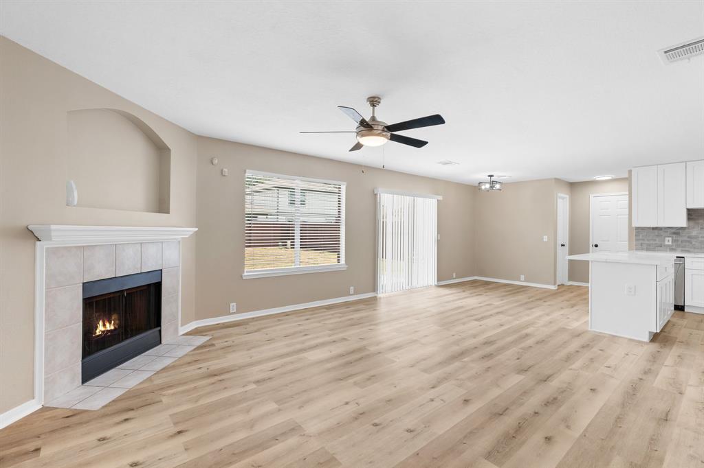 19222 Wading River Drive, Tomball, Texas image 12